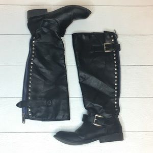 Black knee high boots Size 7.5